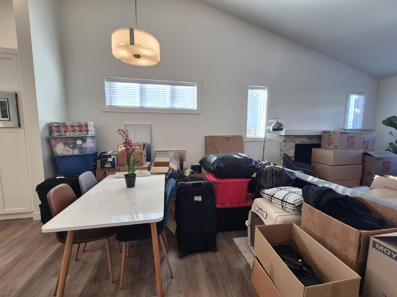 Trumpeter Street 3334 - Main property image