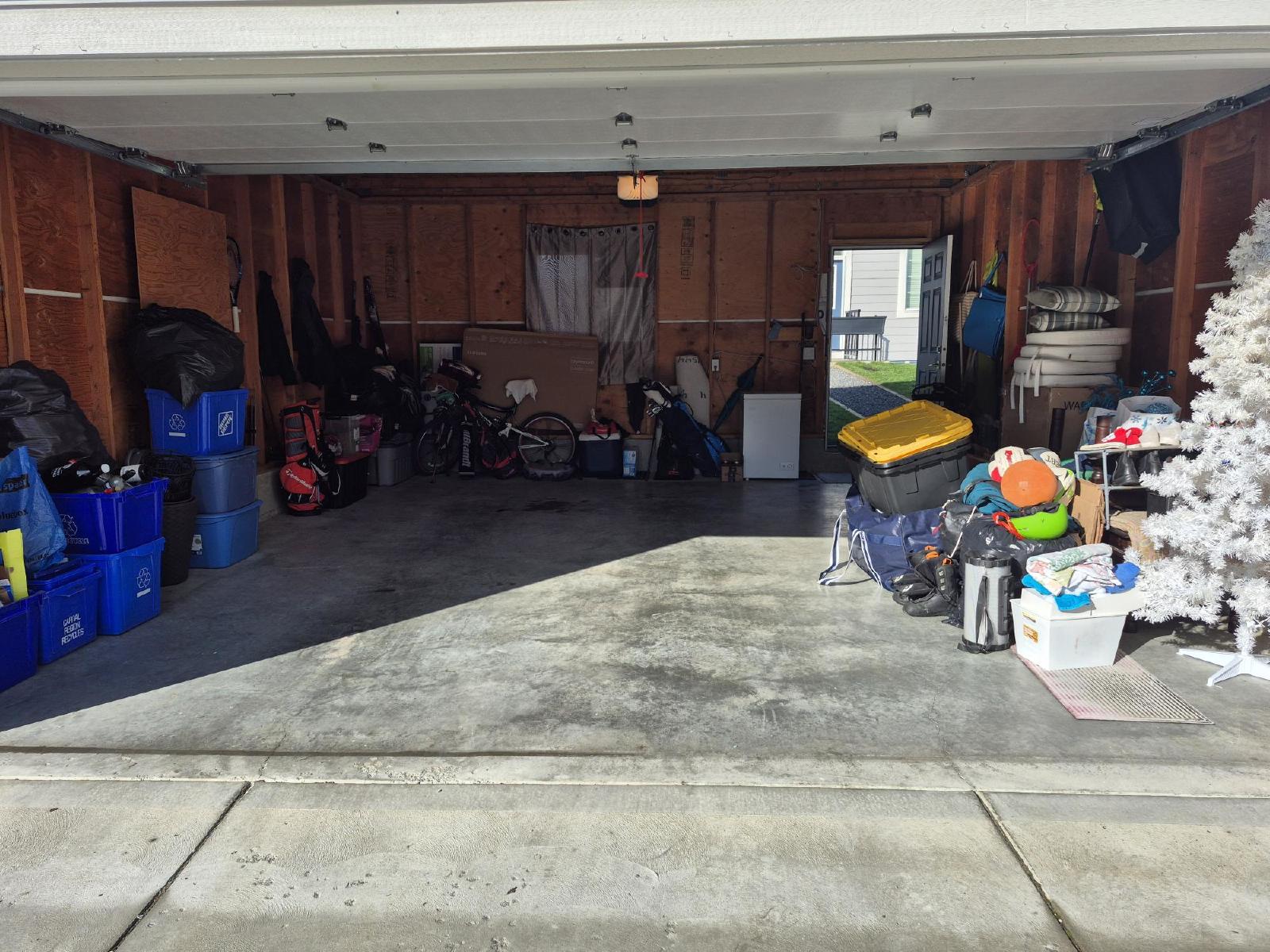 Trumpeter Street 3334 - Main property image