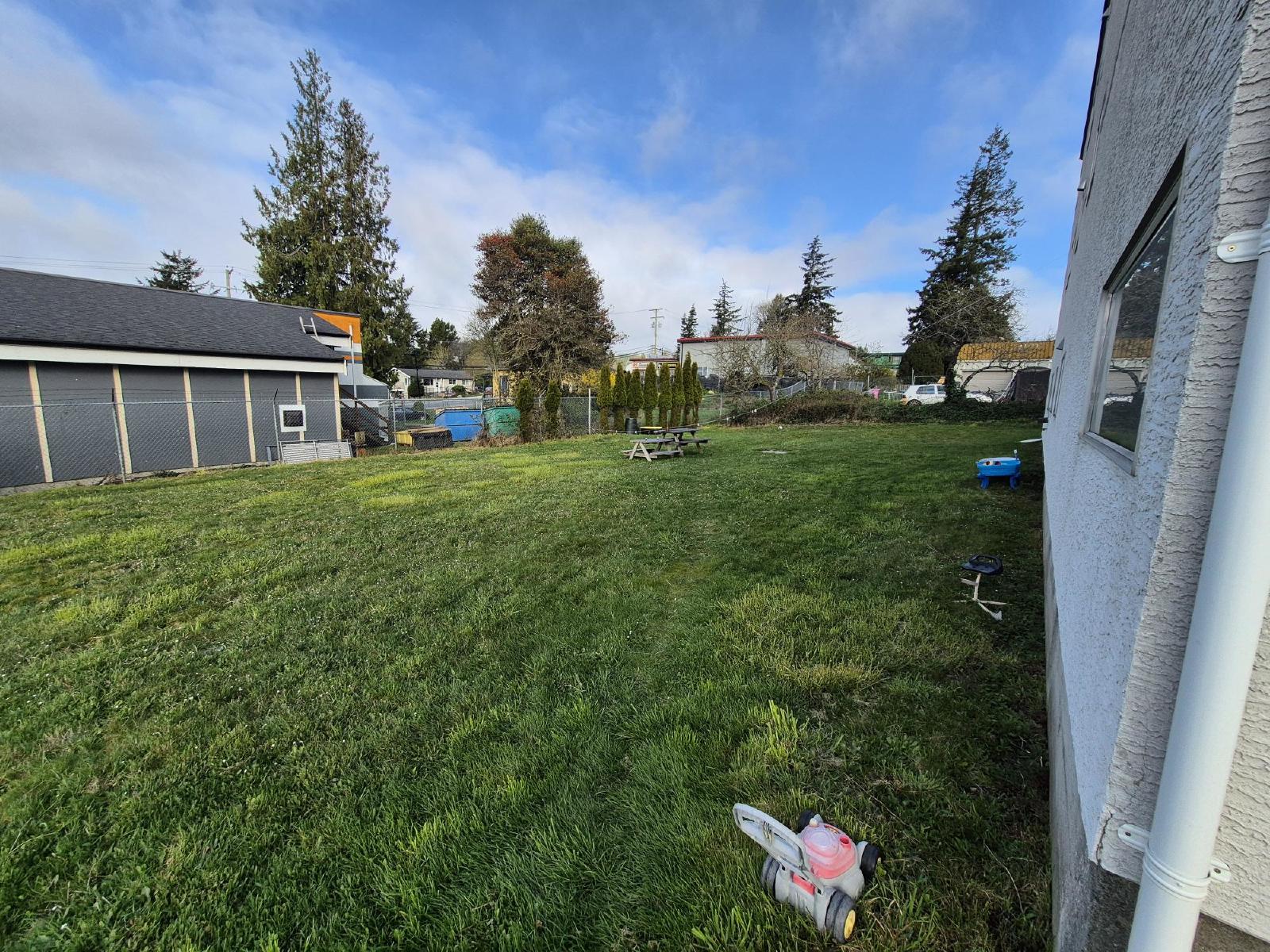 2068 Townsend Road - 5 property image