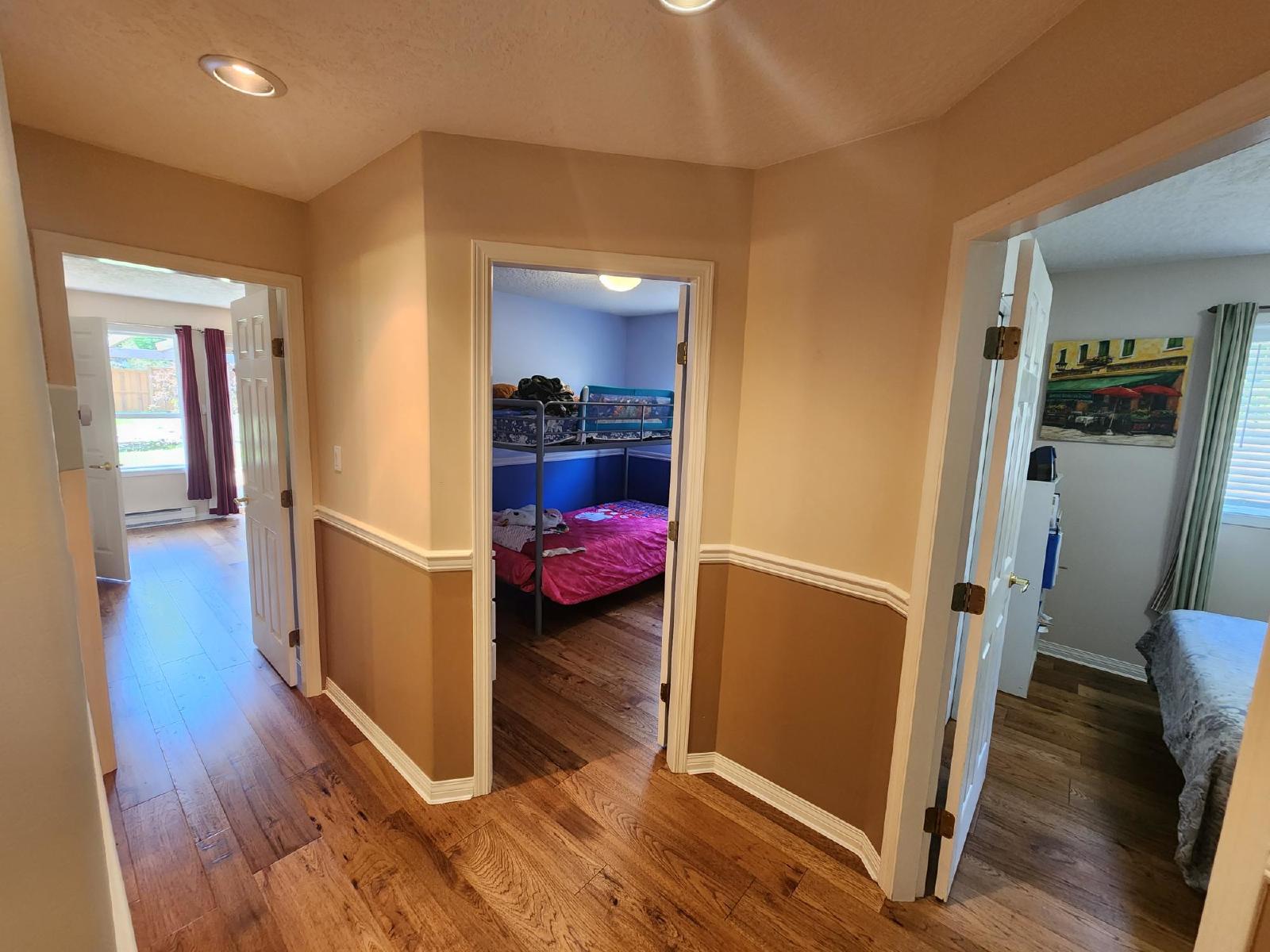 Maple Avenue North 2224 - 1 property image