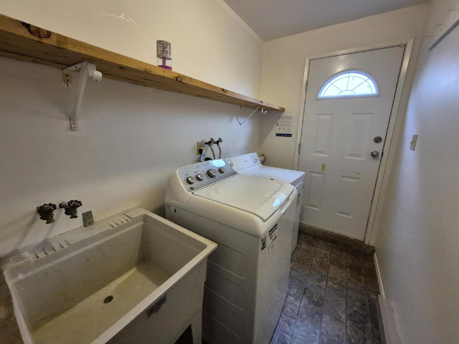 Somenos Road 6164 - 1 property image