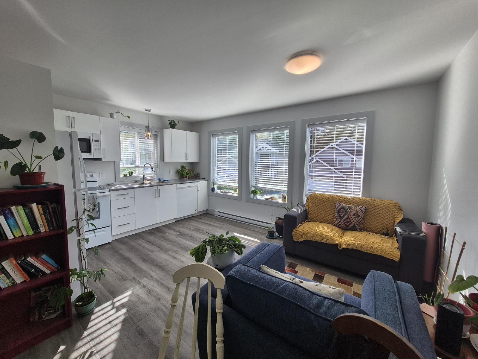 2513 West Trail Court - 1 property image