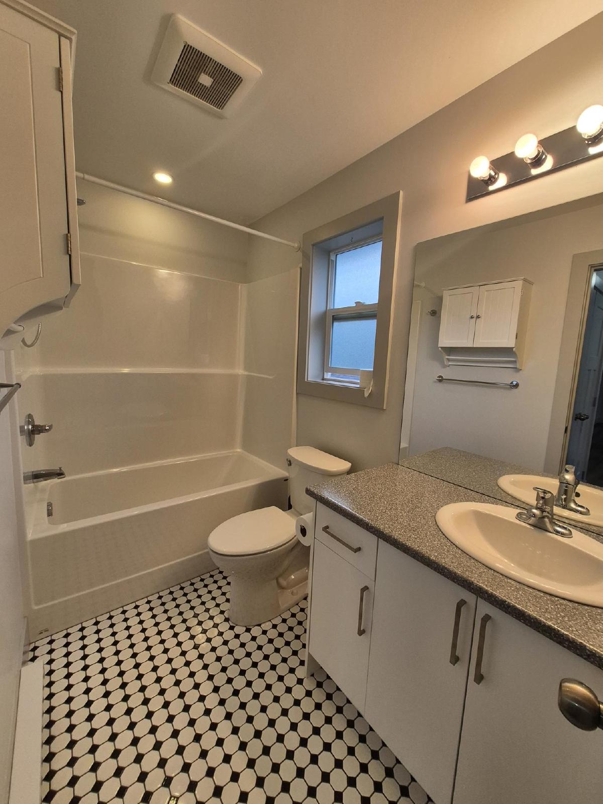 2513 West Trail Court - 1 property image