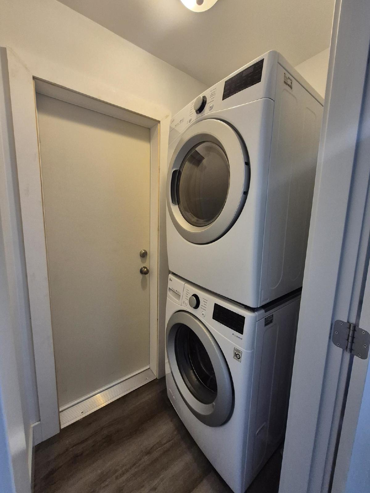 2513 West Trail Court - 1 property image