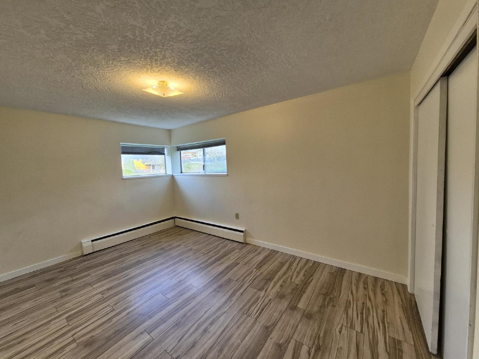 2068 Townsend Road - 2 property image