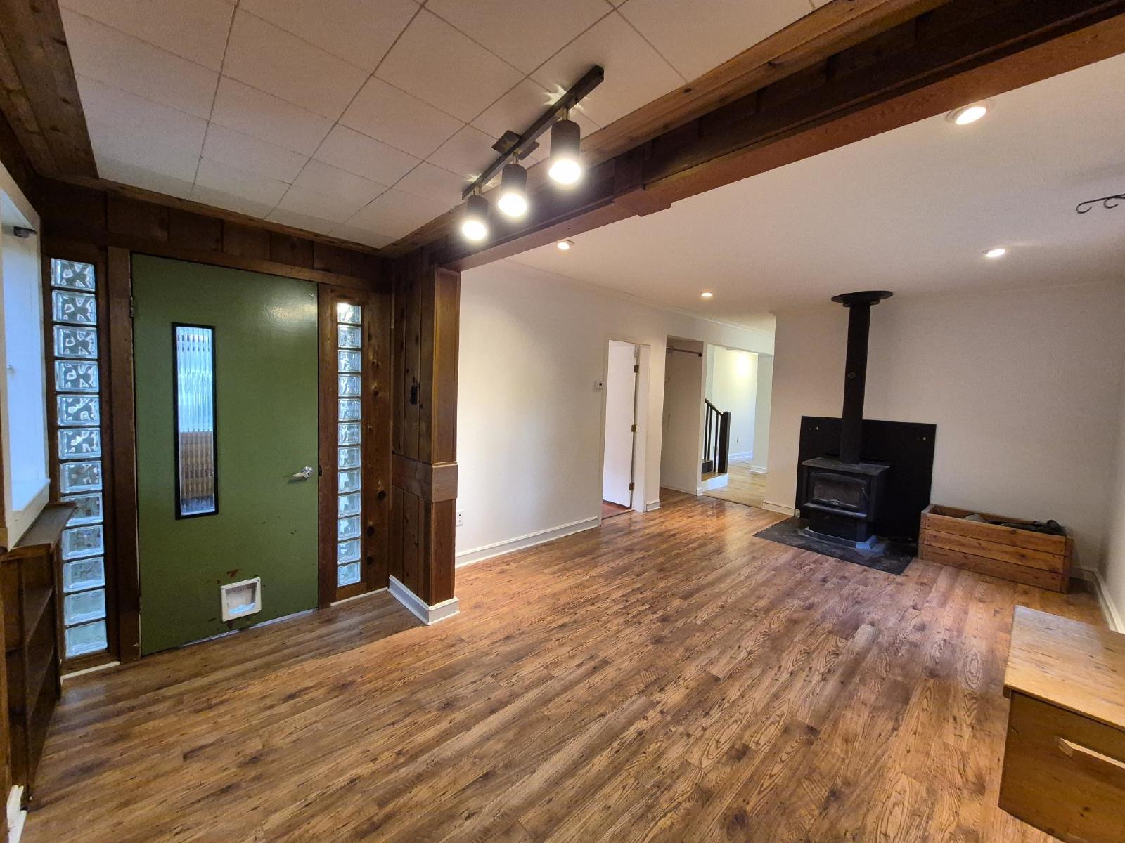 2734 Wilmot Avenue - Main property image