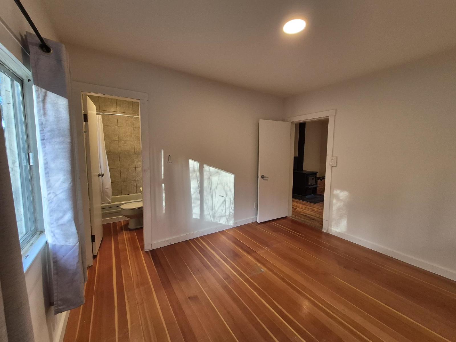 2734 Wilmot Avenue - Main property image