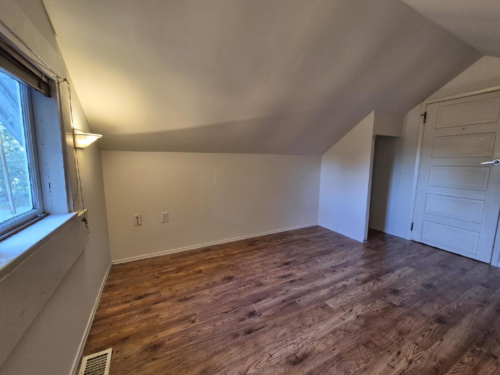 2734 Wilmot Avenue - Main property image