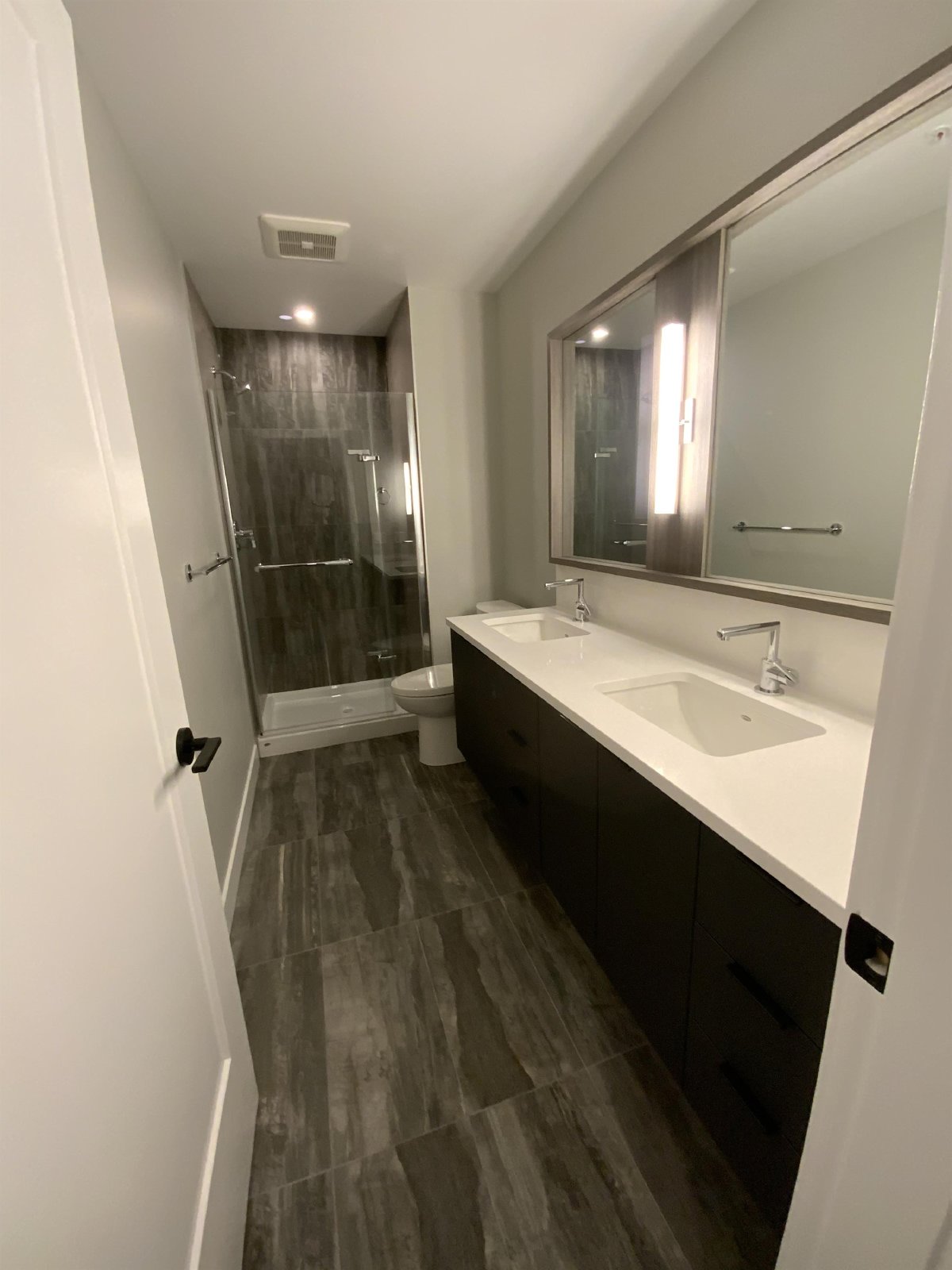 Whirlaway Crescent 967-410 - 1 property image