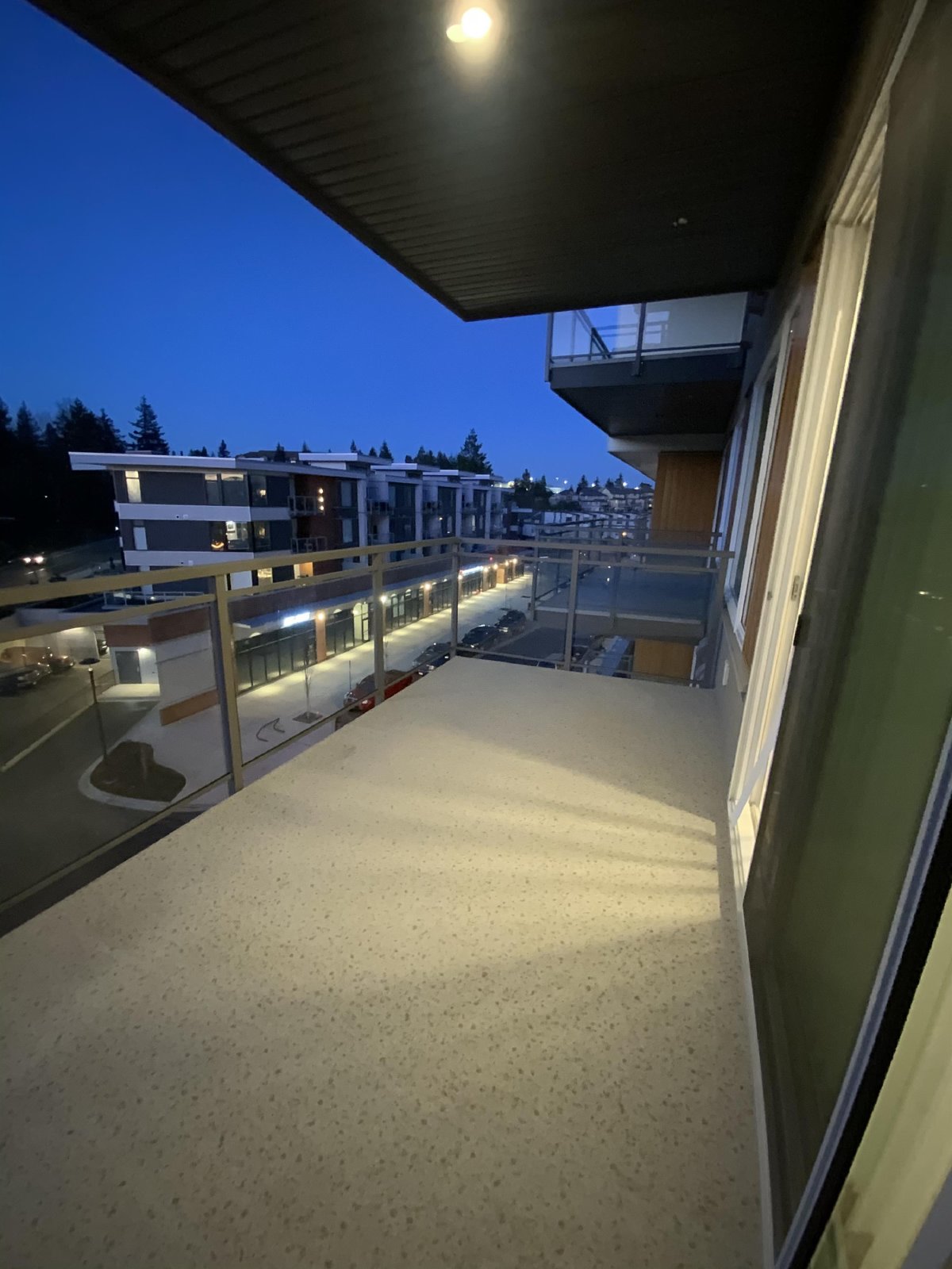 Whirlaway Crescent 967-410 - 1 property image