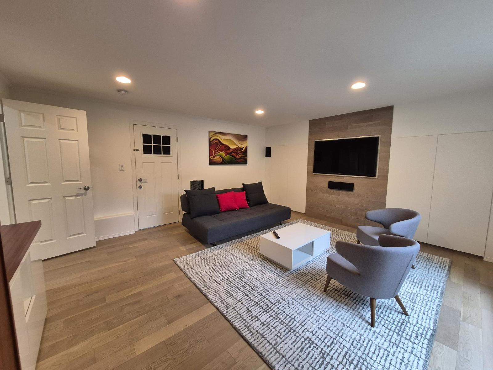 2845 Acacia Drive - 1 property image