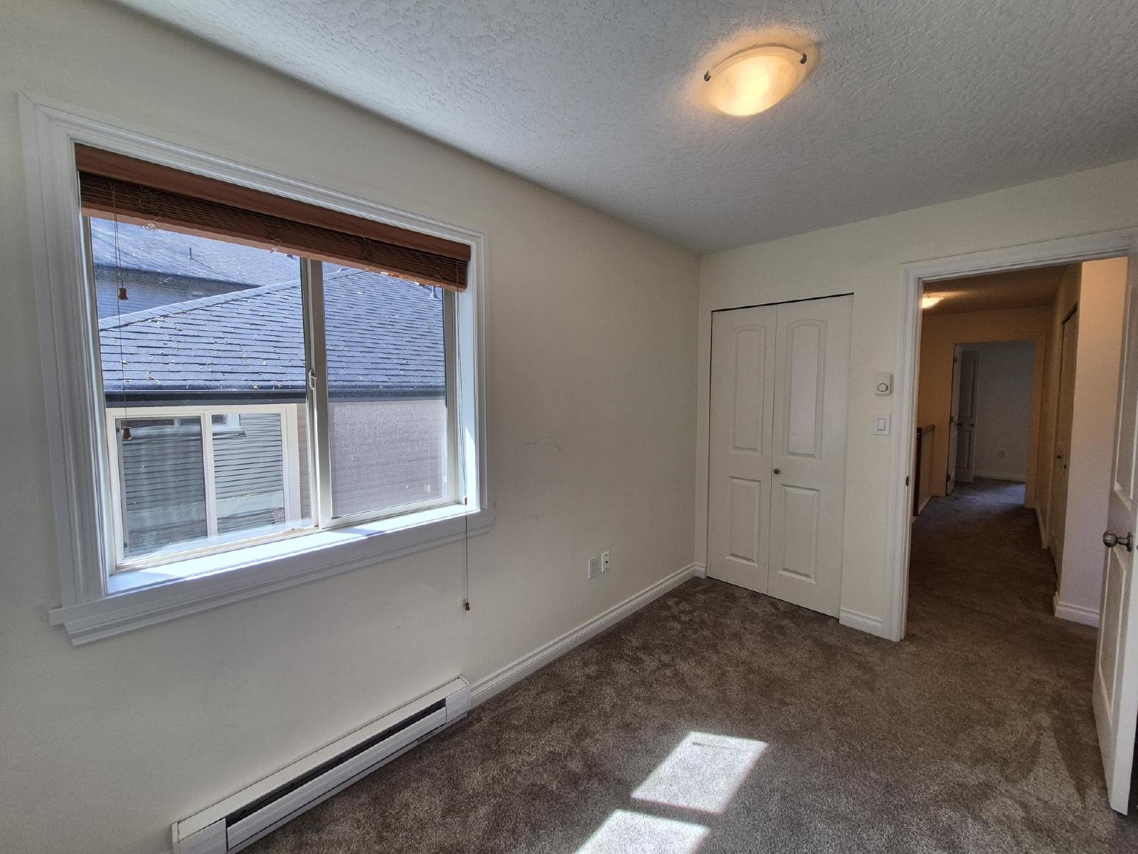 107 1919 Maple Avenue South - 107 property image