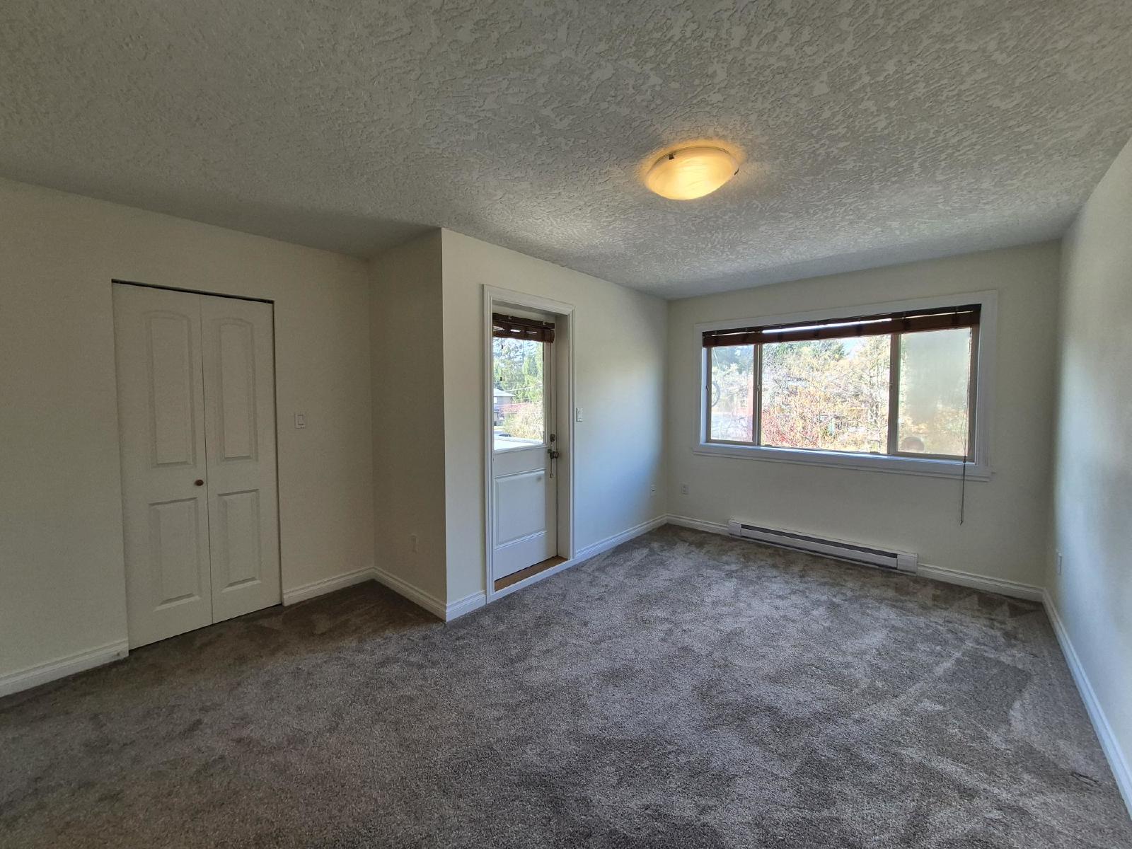 107 1919 Maple Avenue South - 107 property image