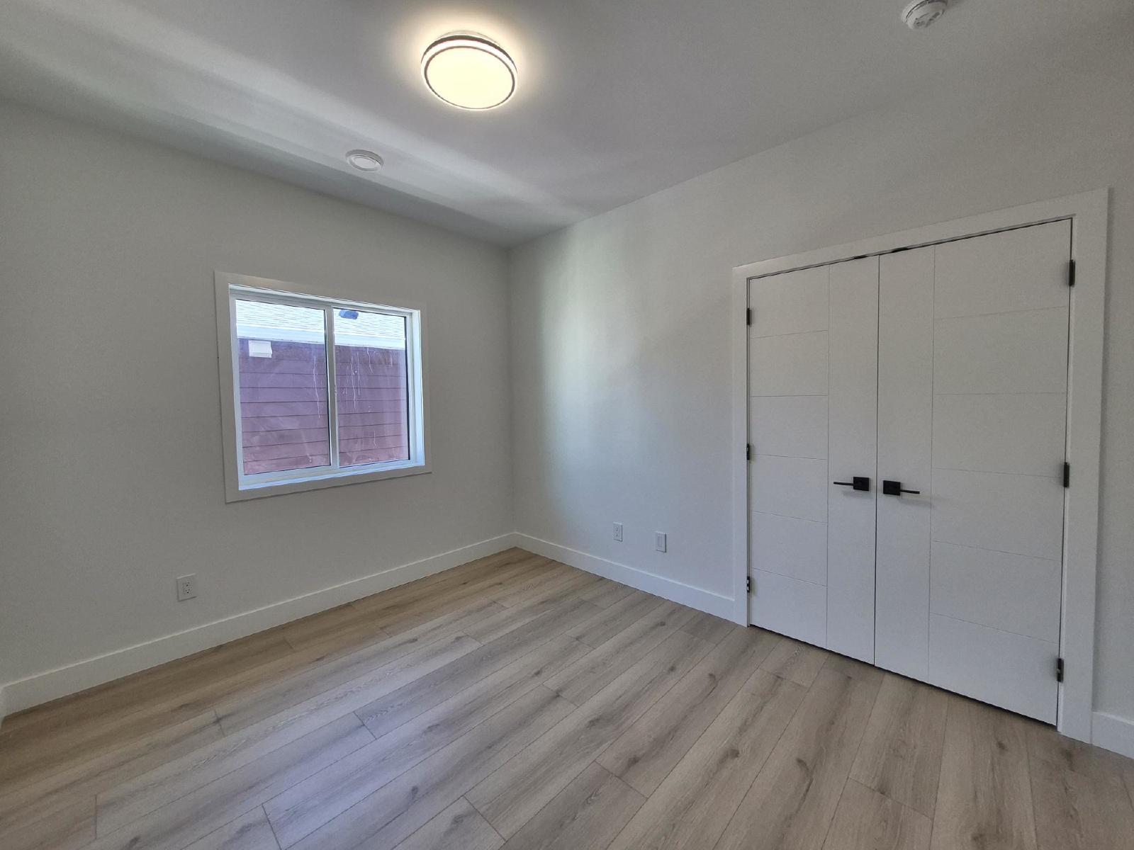 2303 Hudson Terrace - Main property image