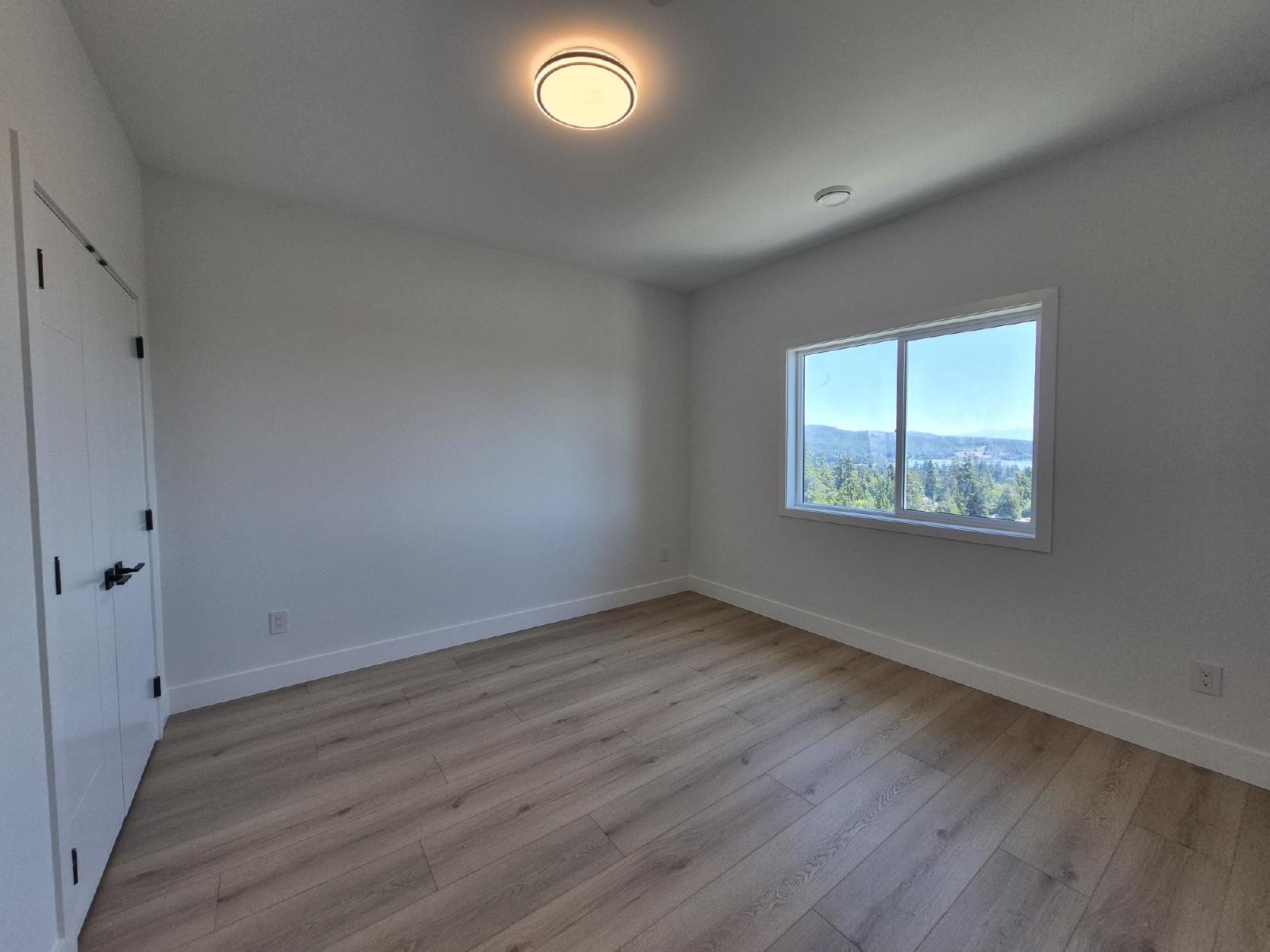 2303 Hudson Terrace - Main property image