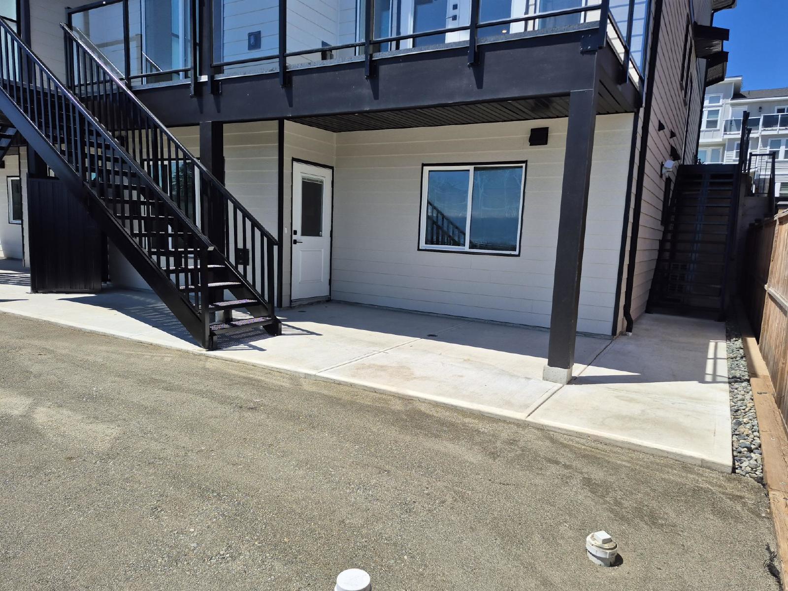 2303 Hudson Terrace - Suite property image