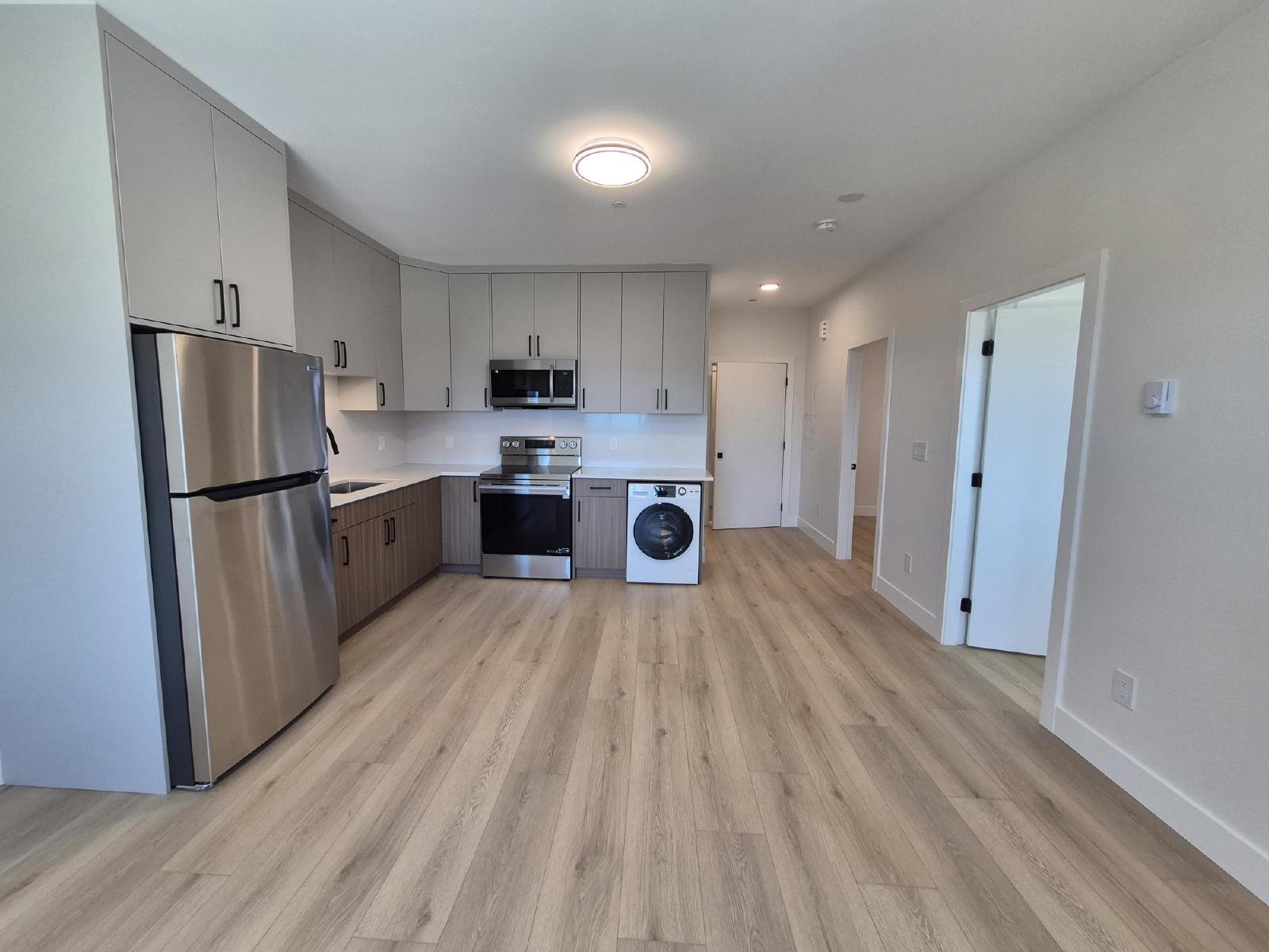 2303 Hudson Terrace - Suite property image