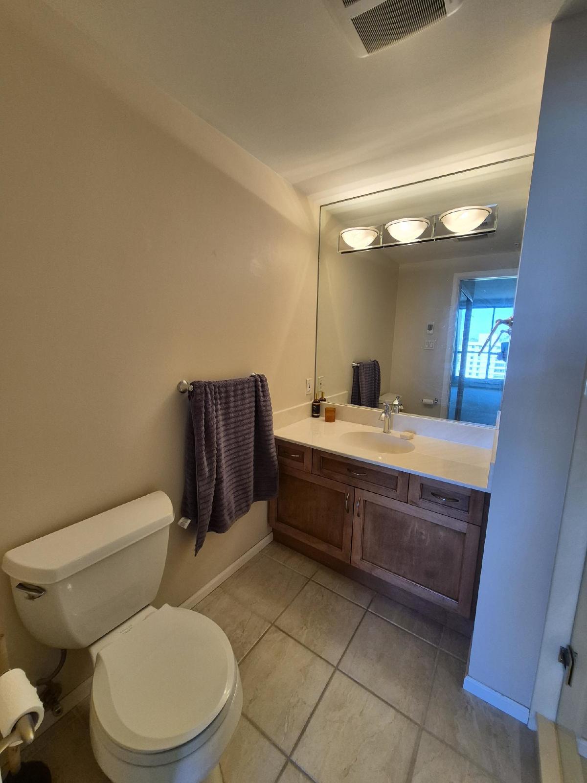 View Street 1304 1020 - 1304 property image