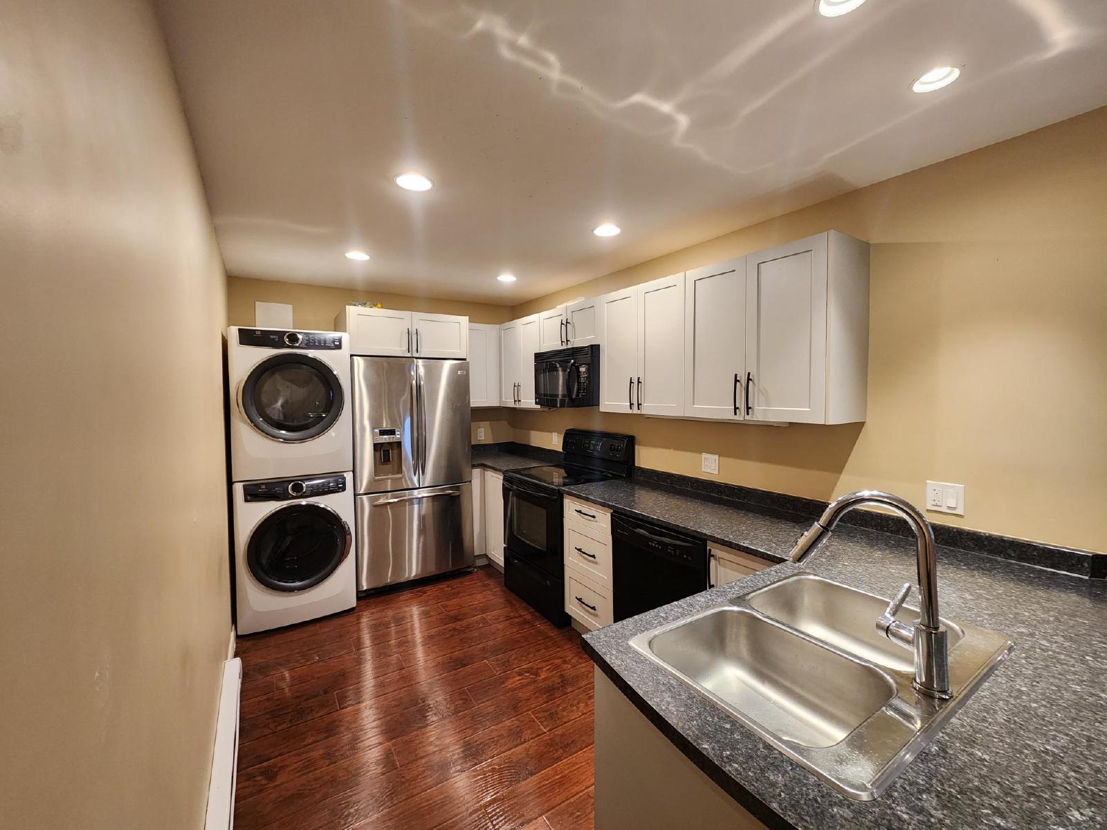 Caffery Place 2399 - Suite property image