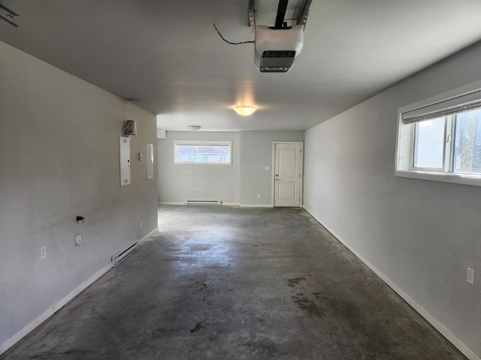 Luxton Road 201-3351 - 201 property image